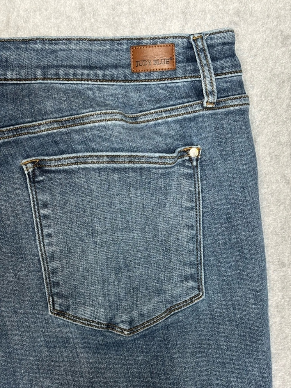 Judy Blue Slim Fit Denim Jeans-Medium-Wash Blue-Women Size 24W